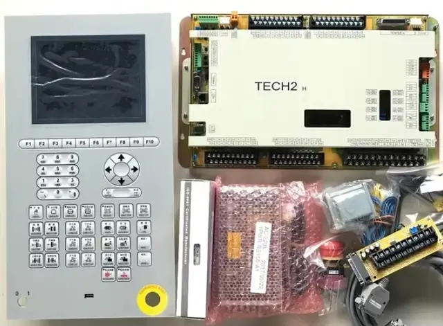 CPU Techmation TECH2H com Painel Q8 e Tela LCD de 8 Polegadas